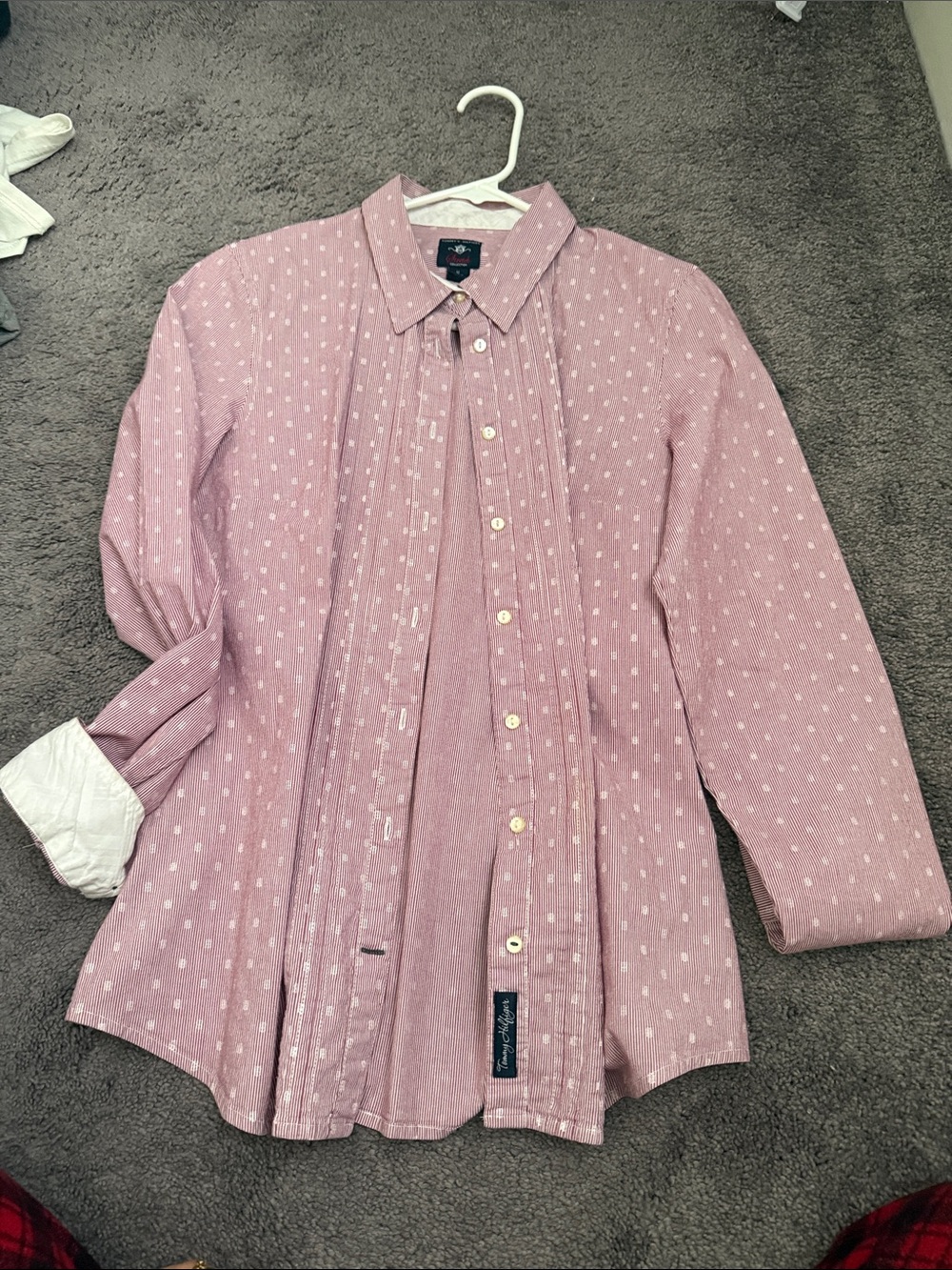 Men's Long-Sleeve Pink Patterned Button-Up Shirt